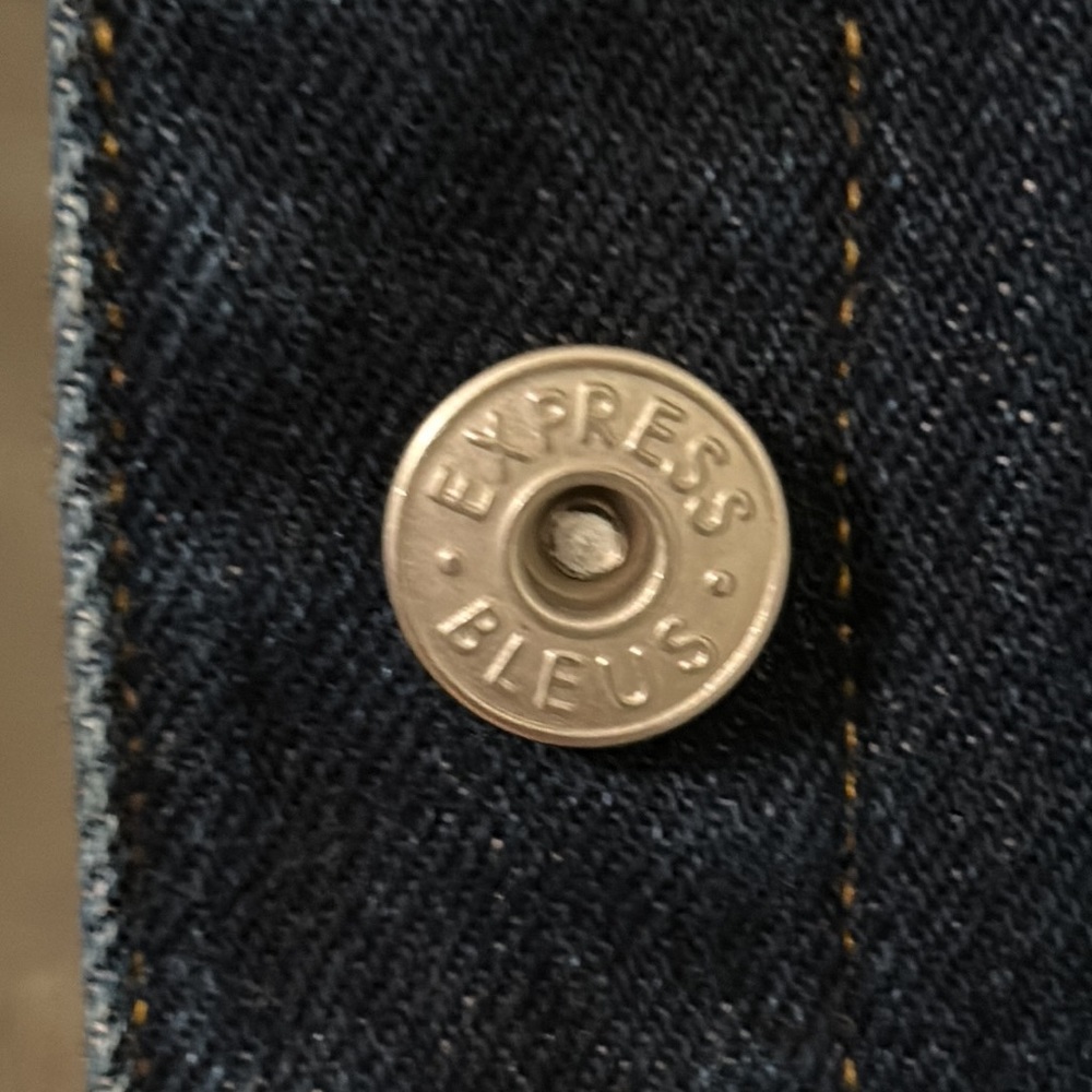Missy size. M Jean jacket - Picture 3 of 8